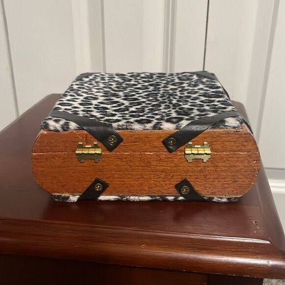Handmade Upcycled Cigar Box Leopard Print Women's Top Handle Bag Vintage - Picture 5 of 11